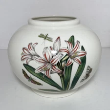 Portmeirion The Botanic Garden by Susan Round Vase Amaryllis Belladona Lily Vtg