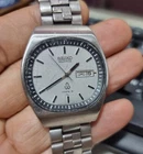 rare vintage Seiko Quartz watch Type II 7123-503A, kanji date made in Japan .