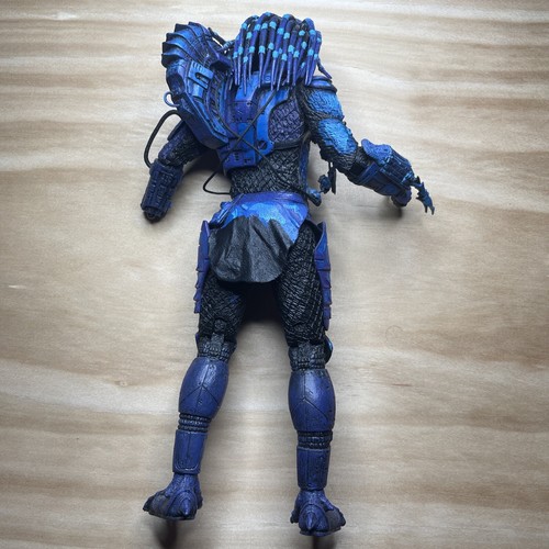 NECA Predator - Videojuego Clásico - Figura Suelta Escala 7" (Falta Mano Izquierda) - Imagen 2 de 2