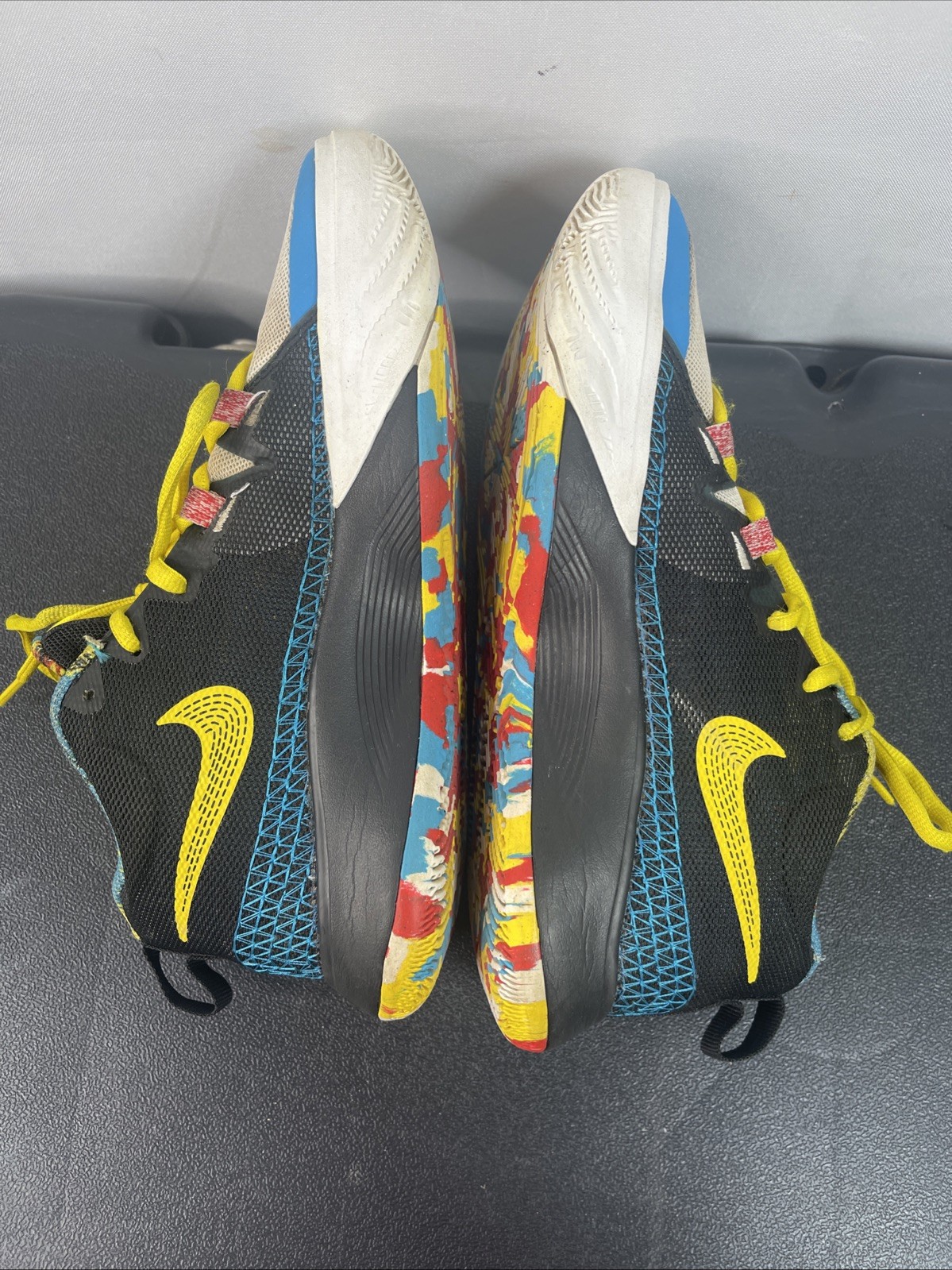 Nike™ Kyrie Flytrap VI SE (GS) Distressed BBall Shoes ~ FD0215-001 ~ Youth Sz 6Y image 2