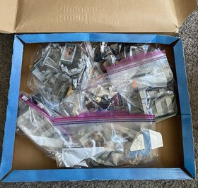 Lego 8823 Knight&rsquo;s Kingdom Mistlands Tower maybe incomplete (Read) 