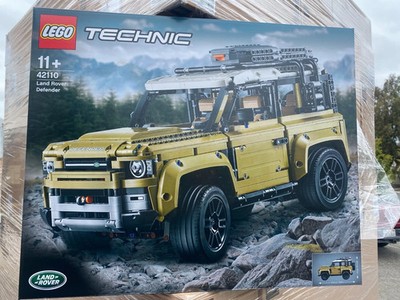 LEGO TECHNIC Land Rover Defender 42110 RETIRED box damage new