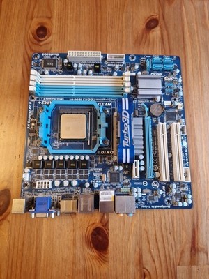 Gigabyte GA-880GM-USB3 Mainboard AM3+ DDR3 1800+ TURBO   Prozessor AMD Phenom