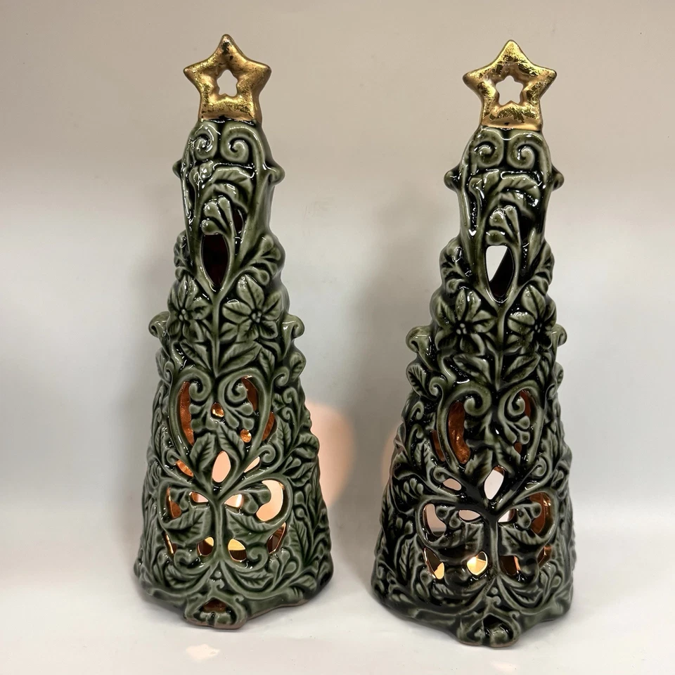 Juego de 2 figuras de mesa candelabro de árbol de Navidad de cerámica verde Foto 2 de 4