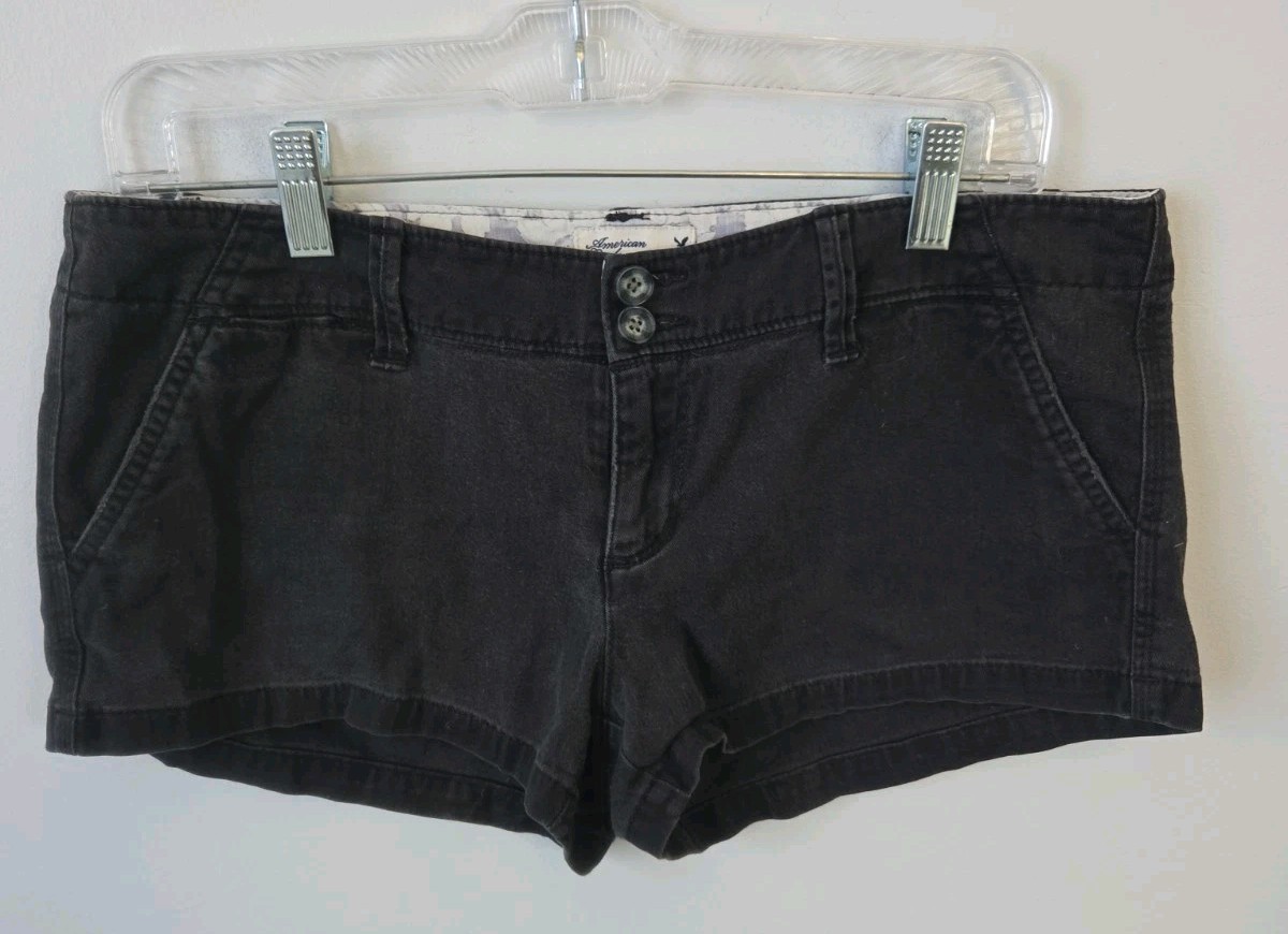American Eagle Outfitters Stretch Women’s Black Denim Shorts Low Rise Cuffed...