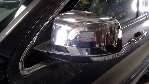 Driver Side View Mirror Power Heated Chrome Fits 11-18 GRAND CHEROKEE 1627982