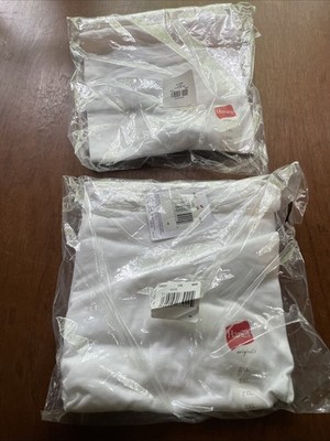 Two (2) Hanes Mens Short Sleeve Plain Cotton Crew Neck Blank T-Shirt 2XL