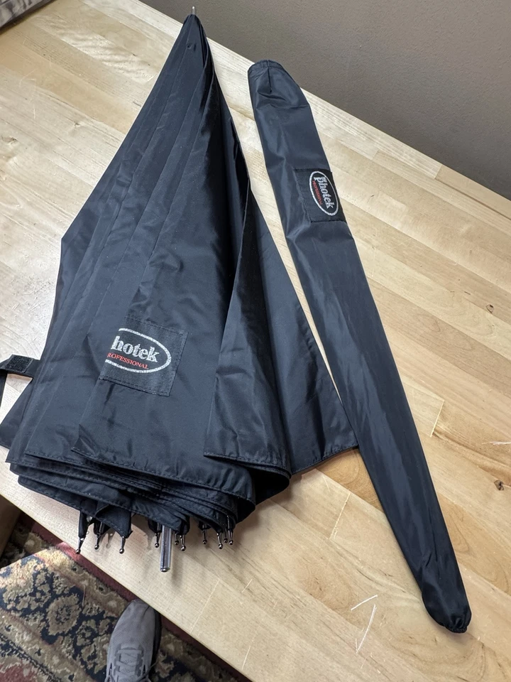 PHOTEK 46" Umbrella with Black Cover Photo Photography - Image 2 of 4
