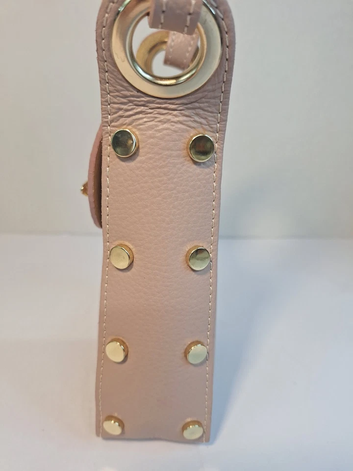 Vera Pelle Genuine Leather Italian Purse. Adorable Bee Closure. 7x5" - Image 4 of 4