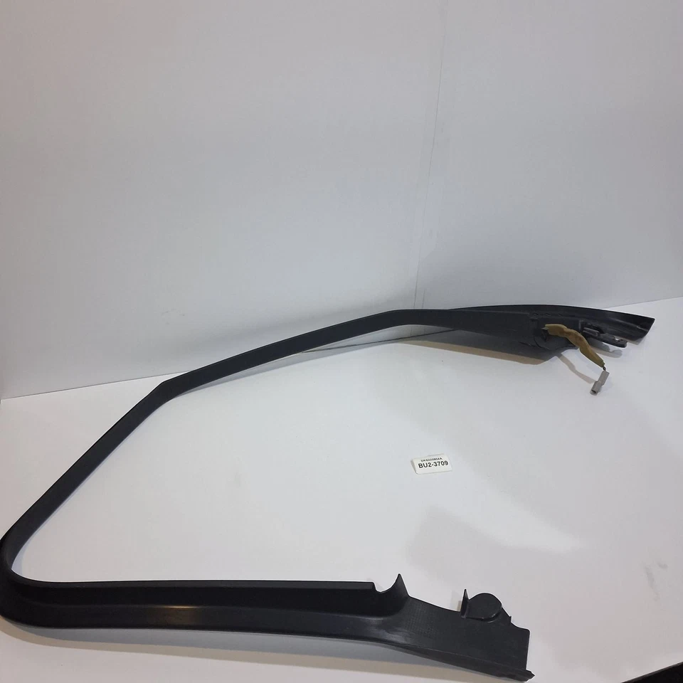 Land Rover Range Rover Sport 2014-2022 puerta delantera derecha moldura ventana dk6220904a Foto 2 de 4