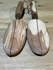 Rochester Shoe Tree Company Cedar Wood Shoe Tree Set of 2 Vintage Size L Large