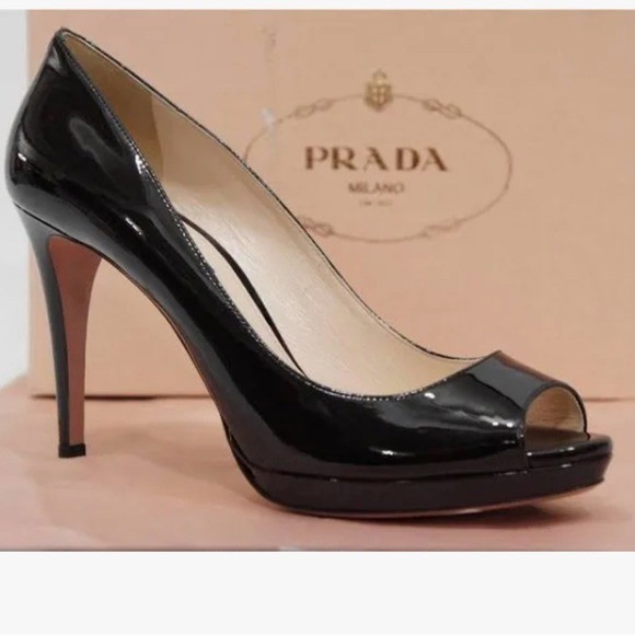 Prada Women's Size 38 Peep Toe Pump Heels Black Patent Leather Classic Luxury