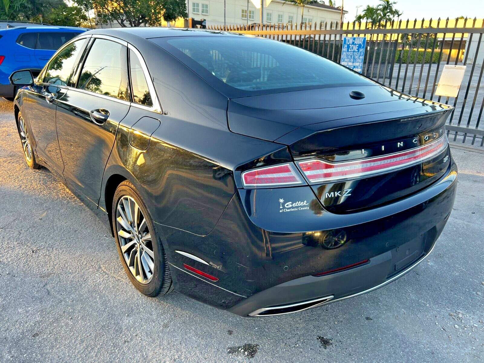 Lincoln MKZ/Zephyr - Image 6