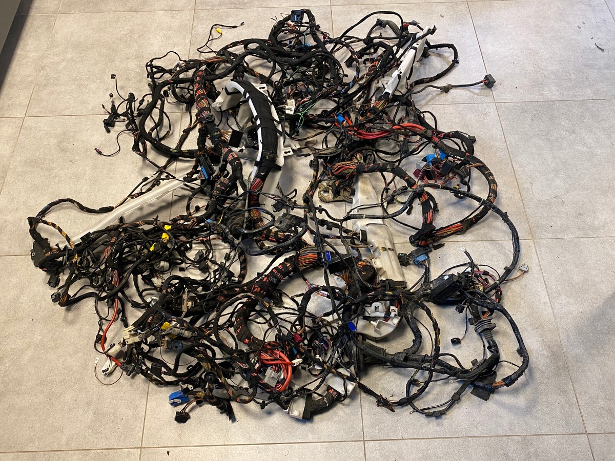 ライオンブラジャー E70 BMW X5 E70 E70 LCI Main wiring harness 61112209381 | eBay