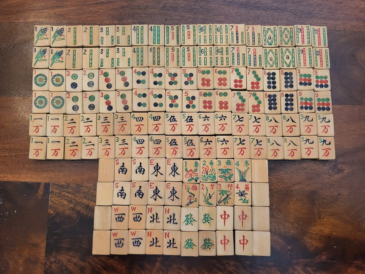 ANTIQUE MAH JONG JONGG SET COMPLETE W/ 146 BAMBOO TILES JOHN