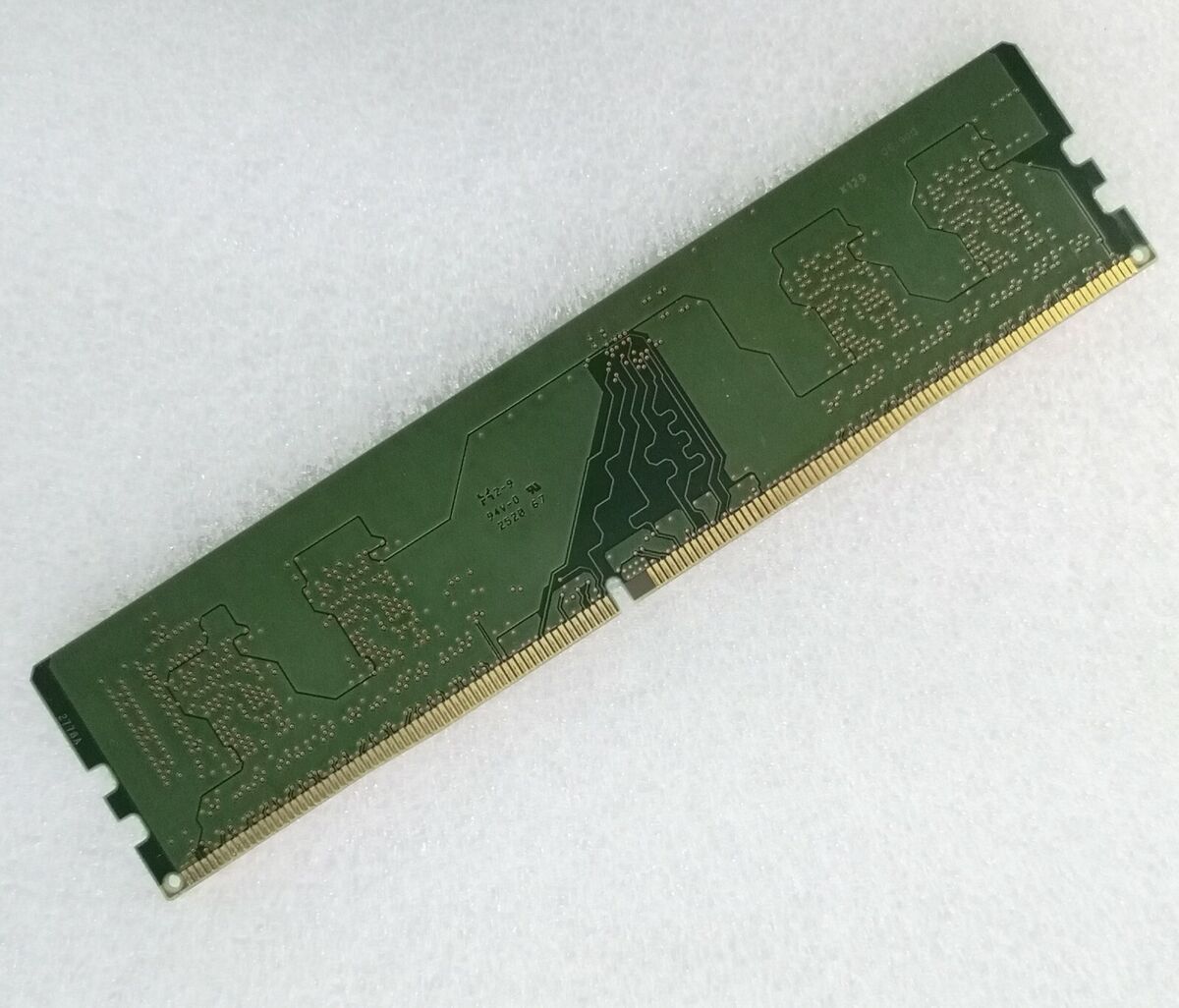 MT Micron 8GB DDR4 3200 Desktop DIMM RAM 1Rx16 PC4-25600 MT Micron 8GB DDR4 3200 Desktop DIMM RAM 1Rx16 PC4-25600
