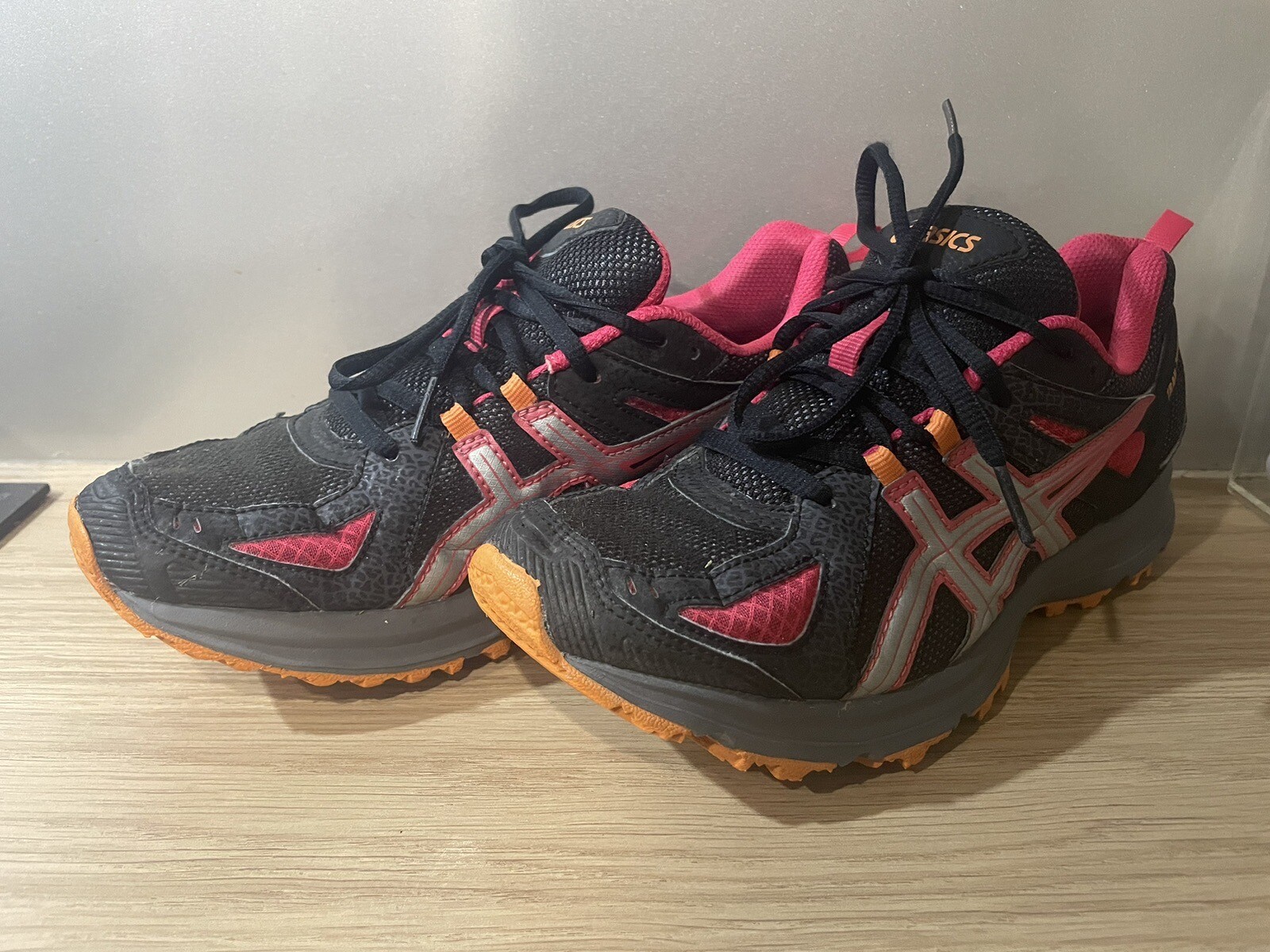 chaussures asics homme handball