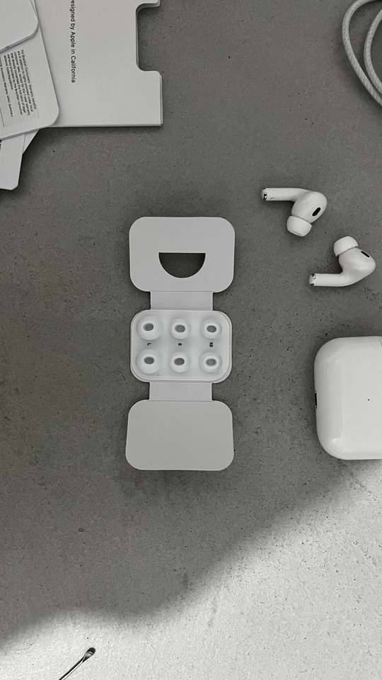 Apple AirPods Pro 2. Generation MagSafe USB-C Headset In-Ear Kopfhörer weiß NEU! - Bild 3 von 4