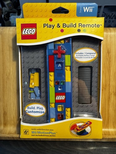 Boxed Lego Nintendo wii u Official Wii Nintendo Wii u Remote Controller - Picture 1 of 8