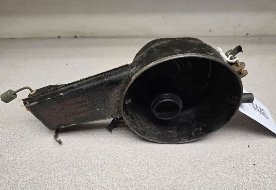 1958-67 Aircooled Vw Beetle Oil limpador de banho de ar (somente na parte inferior) - Imagem 2 de 2