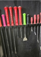 Wall Mounted Pry Bar Holder – Holds 4 Bars – Crow Bar / Pinch Bar – Garage Stora