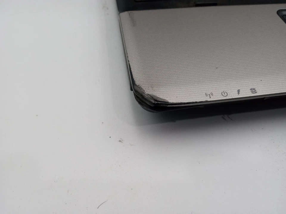 HP Compaq 6535b 14" Laptop AMD CPU 2.0GHz - POWERS ON - NO BOOT / NO VIDEO -RR - Image 3 of 4