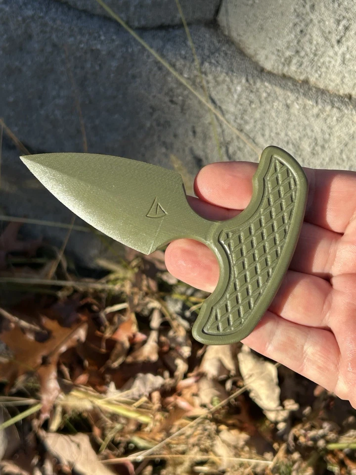 Daga estilo Gimlet G10. Cuchillo compuesto de fibra de vidrio de una pieza con funda Kydex. Foto 2 de 4