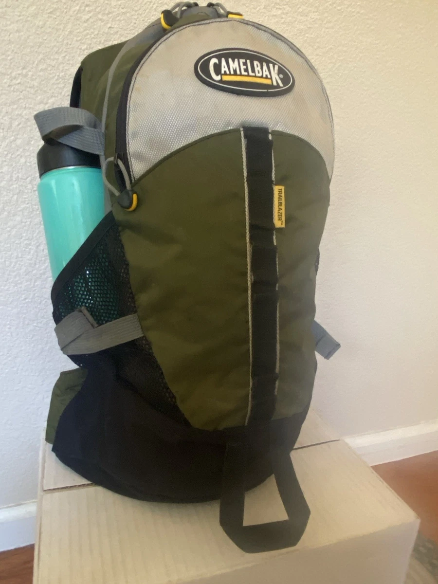 CAMELBAK ハイドレーションパック オリーブドラブ　2L s-l1200.webp