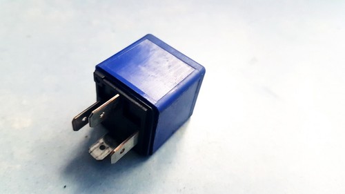Opel Astra 2000 Relay module 24432614, v23134-k52-x402 #1006146-00