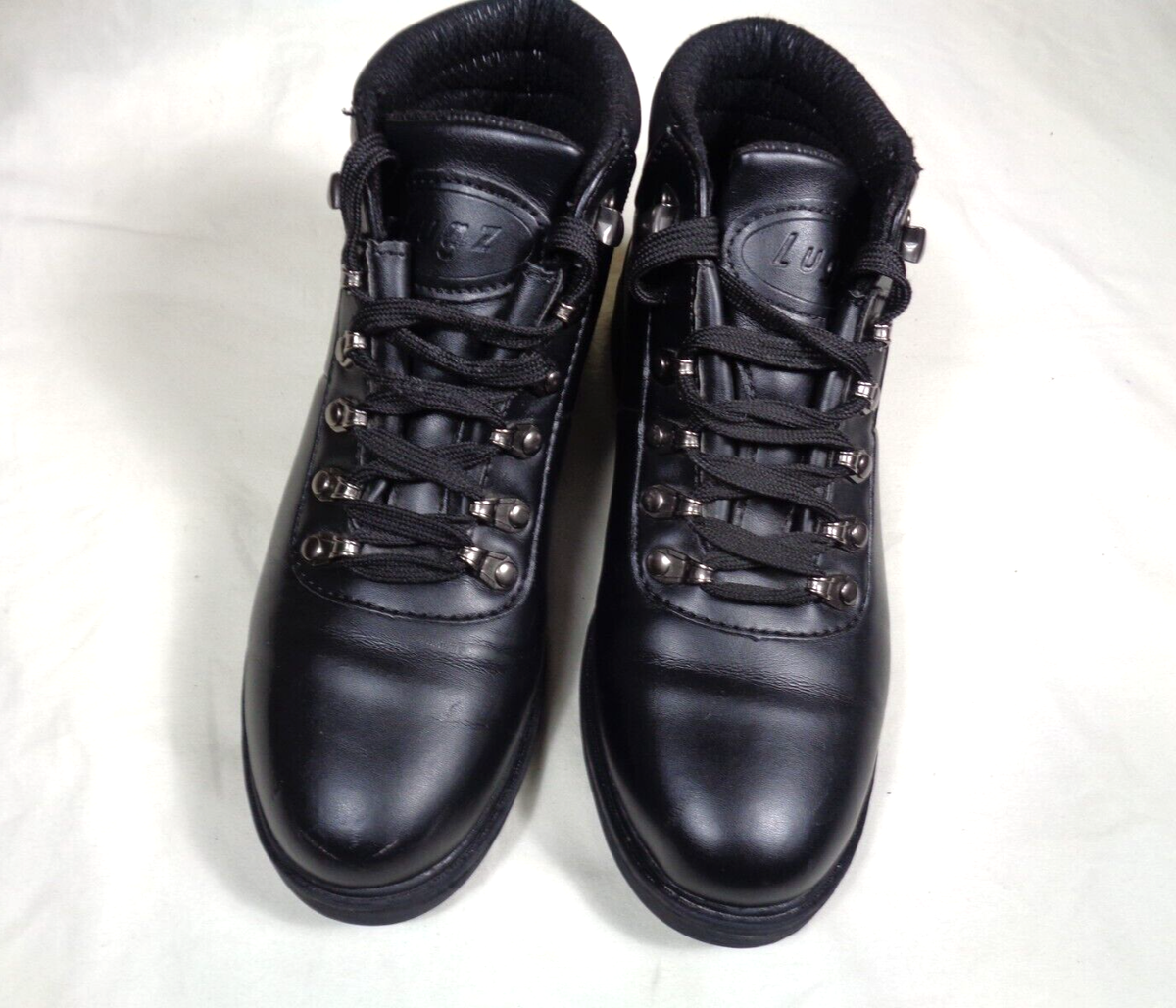 Lugz Chukka Womens Black Boots Size 6.5 - mixed size L 6.5/R sz 7