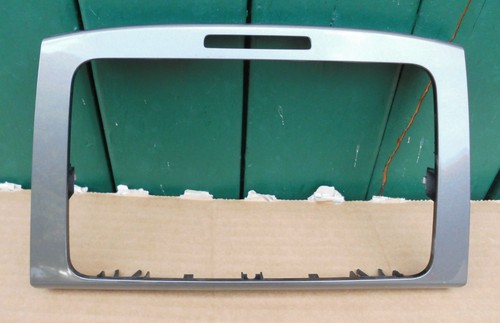 ORIGINAL VW PASSAT 3C VERKLEIDUNG BLENDE RADIORAHMEN 3C0858069AE