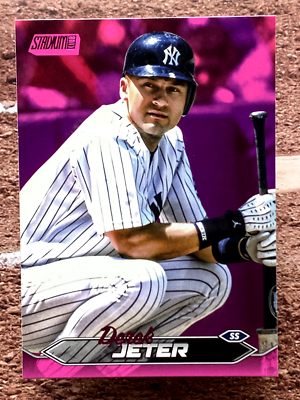 スポーツ選手 topps stadium club Derek Jeter  auto Derek Jeter 2022 Topps Stadium Club Members Only Logoman