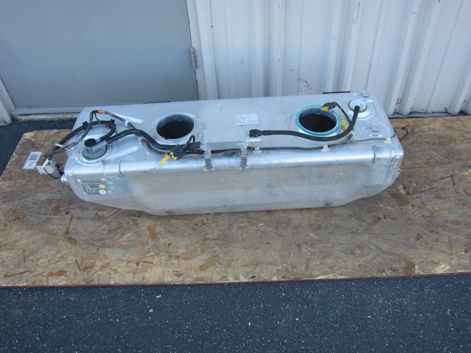 Maserati Quattroporte 2005+ - Two Pump Fuel Tank - USA Version