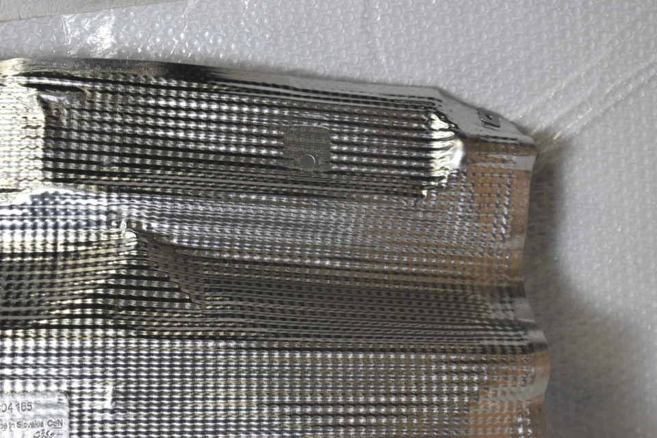 PORSCHE PANAMERA 971 Fuel Tank Heat Protection 971804165 - Image 4 of 4