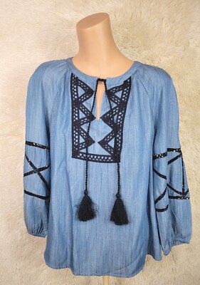 NWT Crown & Ivy Womens Size Small Denim Blouse Balloon Sleeve Embroidered Blue V