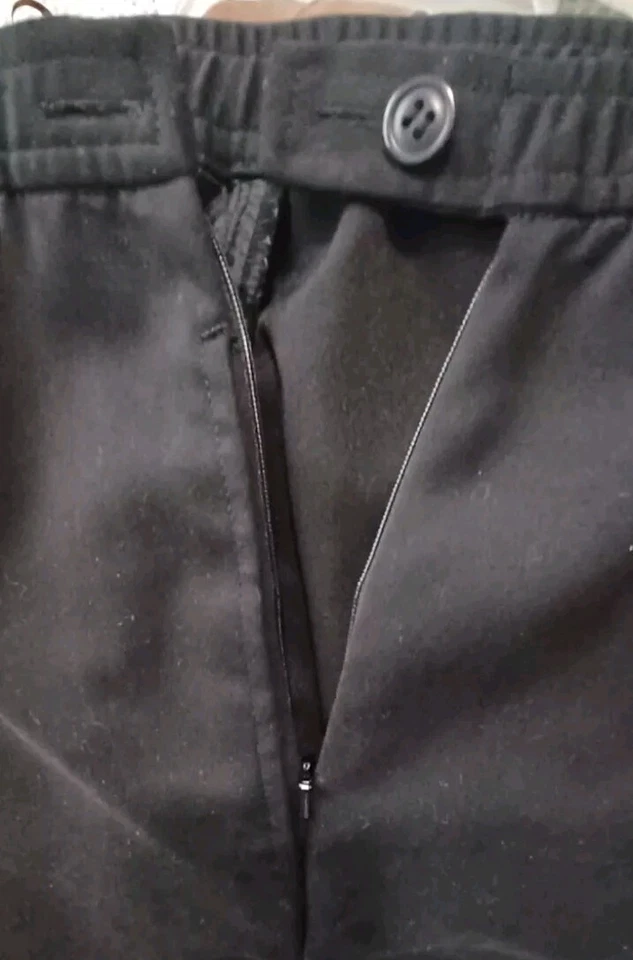 Falda midi Appleseed's talla 8 negra línea A, bolsillos, cremallera lateral, cintura elástica Foto 3 de 4