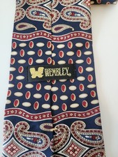 Wembley Men's Tie Navy Blue Red Paisley 100 Silk Classic Pattern