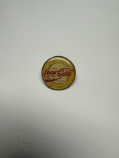 Coca cola pin vintage