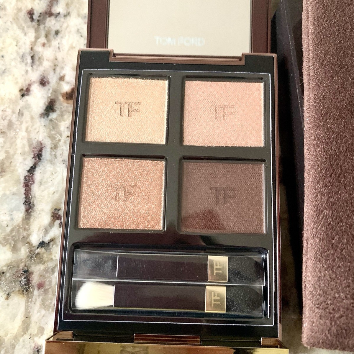 【チャミ子】TOMFORD EYE COLOR QUADセット Tom Ford Eye Color Quad Eyeshadow Limited Edition -48 PEACH