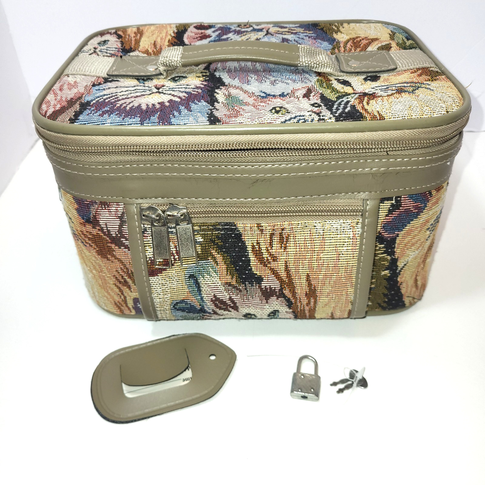 Vintage Cat Tapestry Make Up Train Travel Hard Case Bag w/Lock & Keys, 10x8x6"
