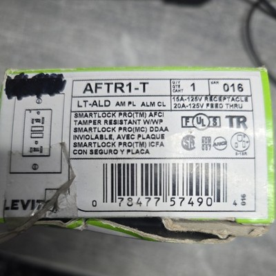 Leviton AFTR1-T Outlet light almond 