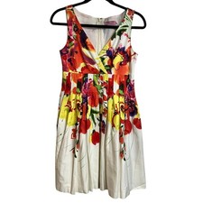 Eliza J White Floral Fit & Flare Dress Sleeveless V Neck Pleated Women’s Size 4