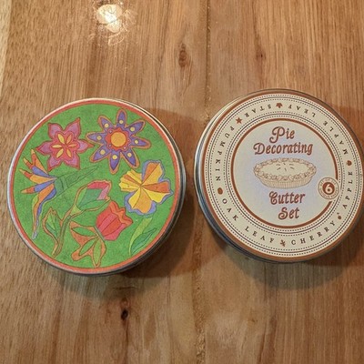 Williams-Sonoma Decorative Cutters (6) for Pastry & Cookies+ 6 Floral Cutters