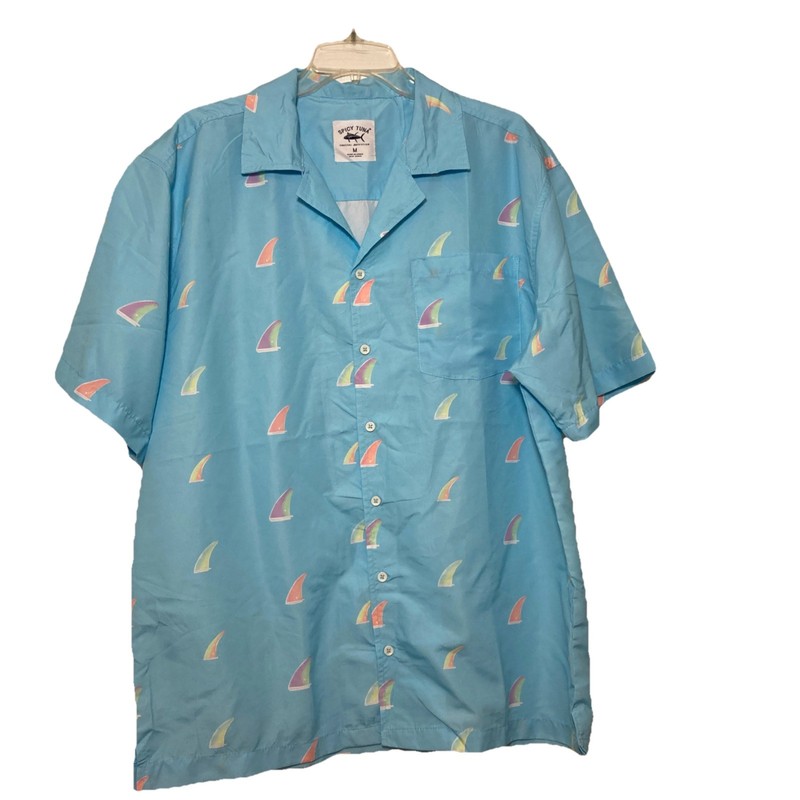 Spicy Tuna Shirt Mens Medium Tropical Shirt  Multi Color  Shark Fin Short Sleeve