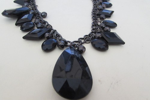 Vintage 17-20" black chain and black bead bib-type necklace - Picture 3 of 8