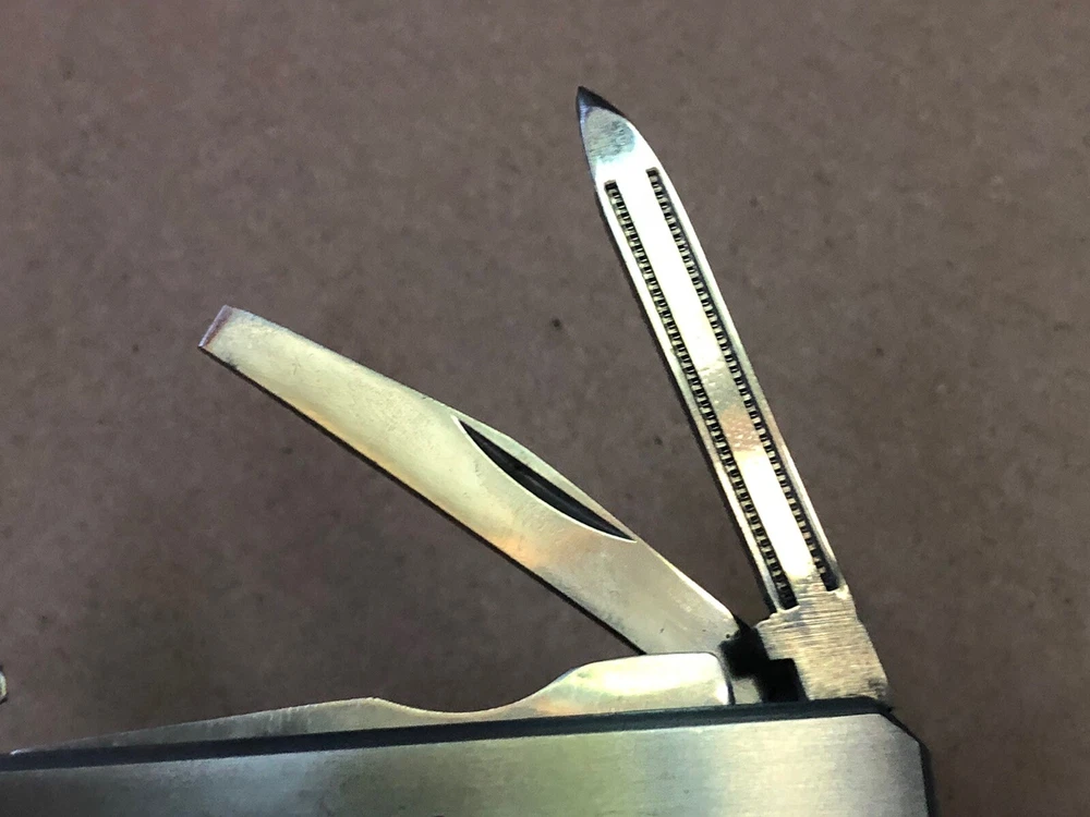 Multi Tool Pocket Knife With Sheath