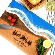 Handmade Walnut Resin Charcuterie Board, Without Handle Design, Personalized