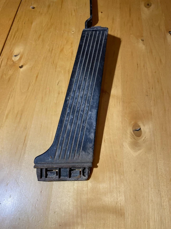 BMW E30 325i 318i 325ix ACELERADOR ACELERADOR GAS Palanca PEDAL Y ACOPLAMIENTO OEM Foto 2 de 4
