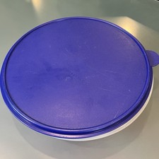 Tupperware Large Round Pie Cupcake Container 12  Blue Lid Sheer Container