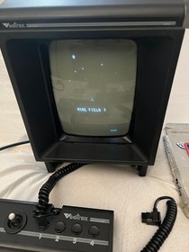 Vectrex Arcade Game System with 2 controllers, 10 games, 100% WORKING